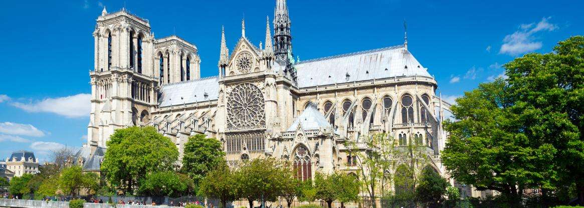 Découvrez la Réouverture de Notre-Dame de Paris : Une Occasion Unique à Vivre depuis l’Hôtel Queen Mary